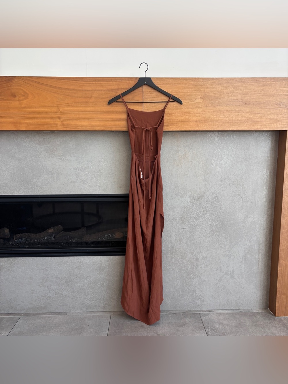 Reformation Open Back Midi Dress, Size 0 - Picture 6 of 12